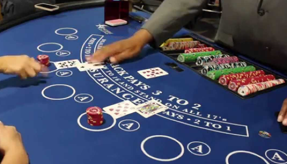 Comparing Baccarat and Roulette: How to Choose the Right Game for You?